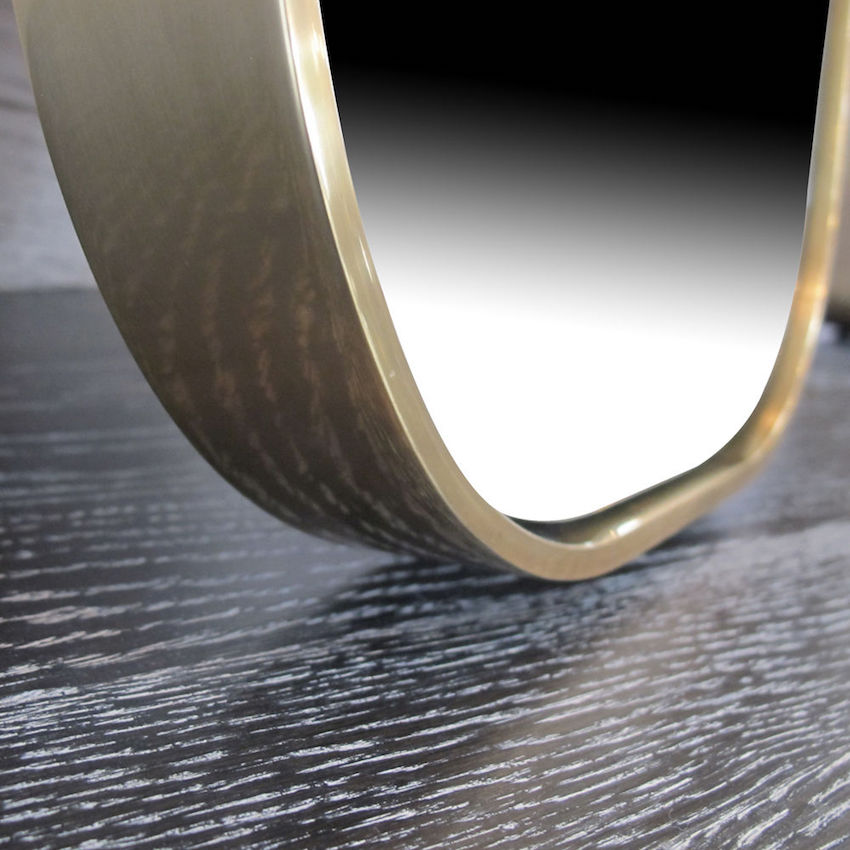 7 Extraordinary Wall Mirrors by Kelly Wearstler That You Will Want to Have ➤ Discover the season's newest designs and inspirations. Visit us at http://www.wallmirrors.eu #wallmirrors #wallmirrorideas #uniquemirrors @WallMirrorsBlog