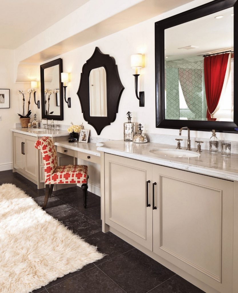 7 Amazing Bathroom Mirror Ideas to Reflect Your Style ➤ Discover the season's newest designs and inspirations. Visit us at http://www.wallmirrors.eu #wallmirrors #wallmirrorideas #uniquemirrors @WallMirrorsBlog