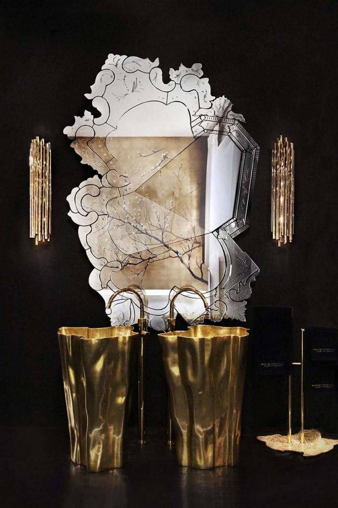 the-most-glorifying-wall-mirrors-for-your-bathroom-design-11