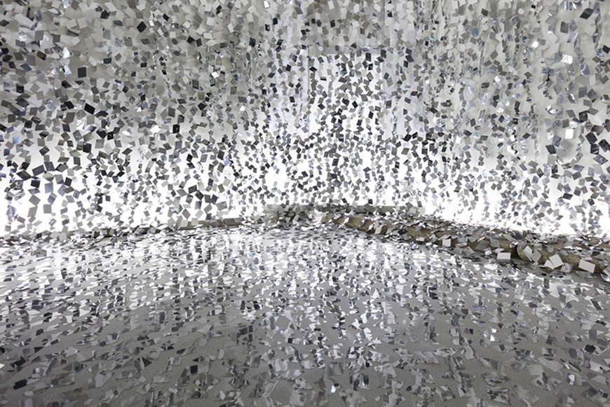 Art Exhibitions Spotlight Nendos Ingenious Ivy of Mirrors at Sogetsu School 5