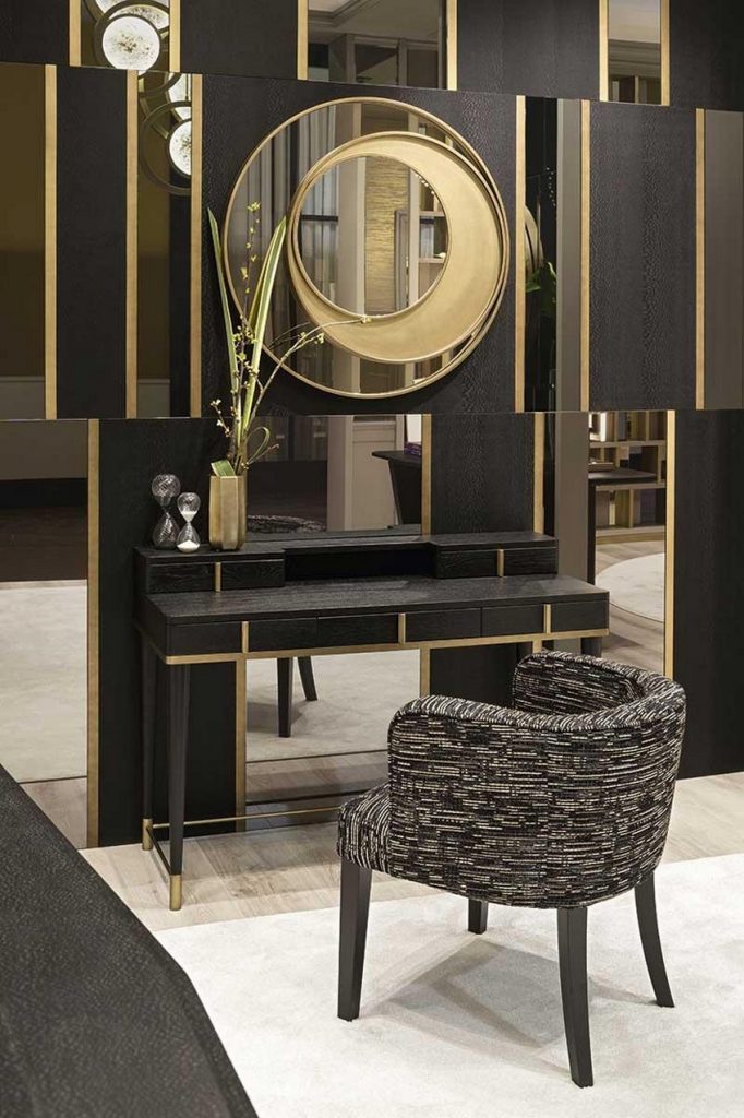 Oasis Group's Eye-Catching Eclisse Mirror Is Certainly a Work of Art