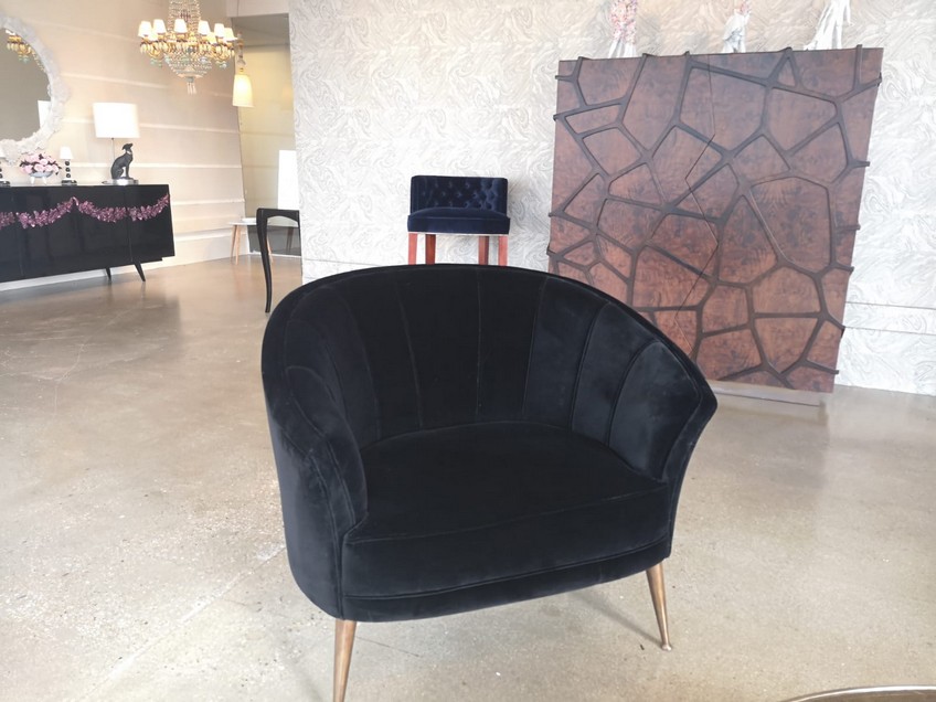 Lladró's New NYC Design Showroom Features Outstanding Mirror Designs 10