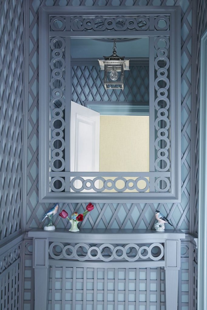Discover Extraordinary Powder Rooms with the Best Wall Mirror Ideas 10