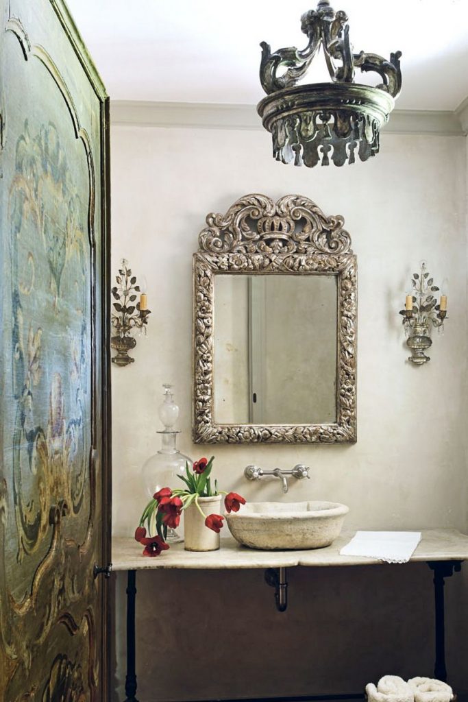 Discover Extraordinary Powder Rooms with the Best Wall Mirror Ideas 4