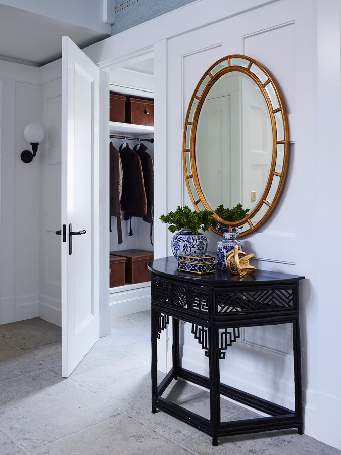 Be Amazed by the Top Interior Designers Selection of Mirrors